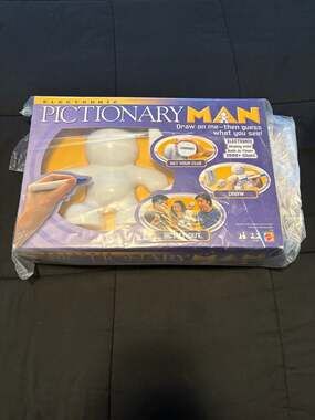 Mattel Electronic Pictionary Man Board Game 2008